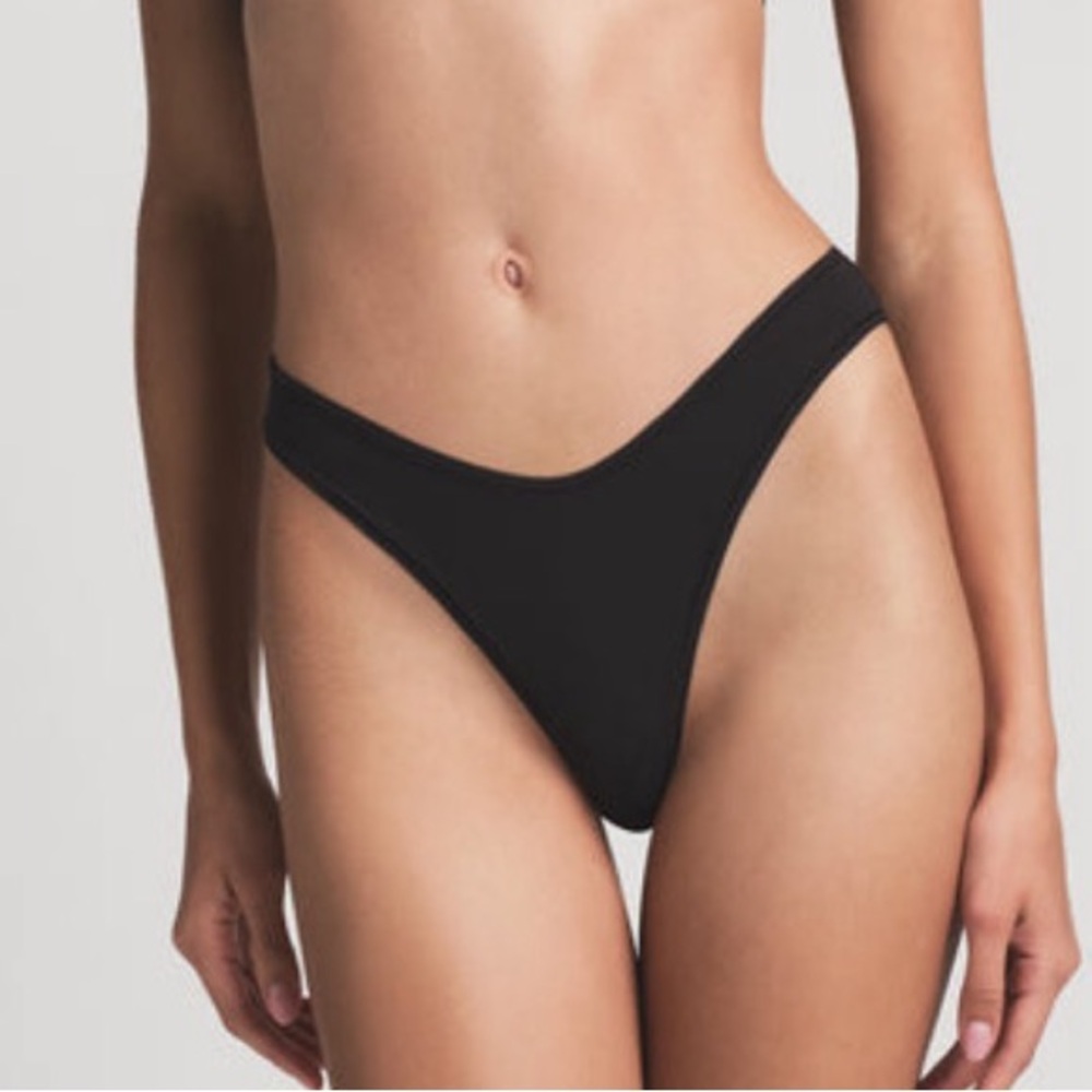 NWT Skims Signature Swim Cheeky Tanga Bikini Bottom